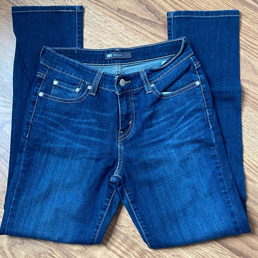 Levi’s | Mid Rise Skinny - Picture 3 of 9